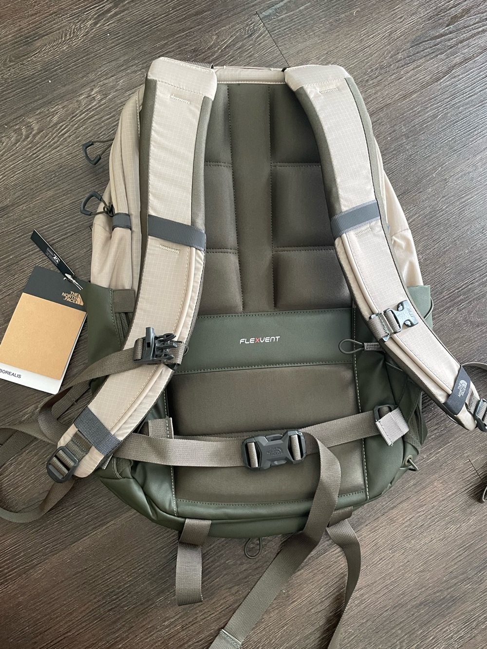 NWT North Face Borealis Backpack 28L - Picture 2 of 9
